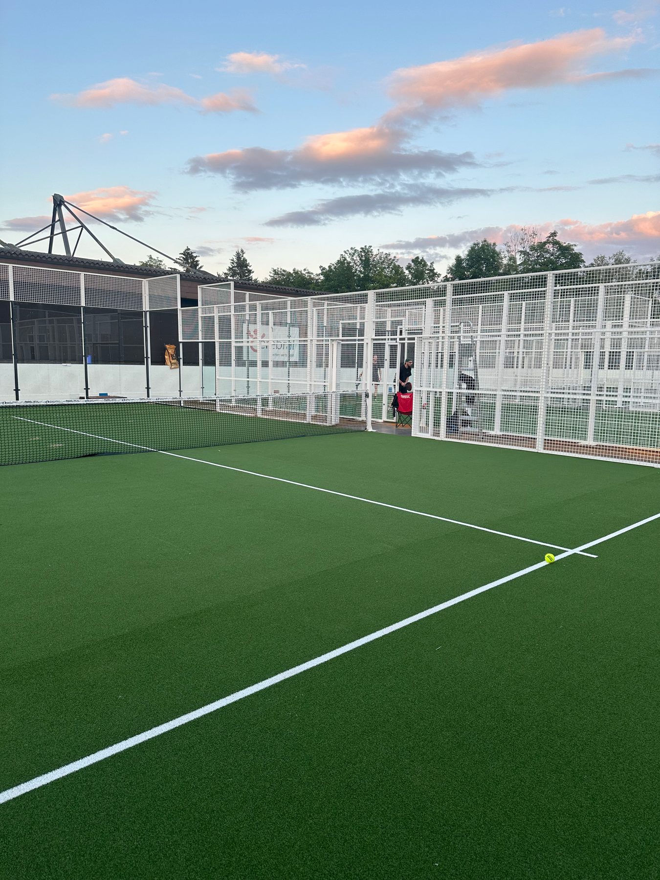 Padel courts, turnkey